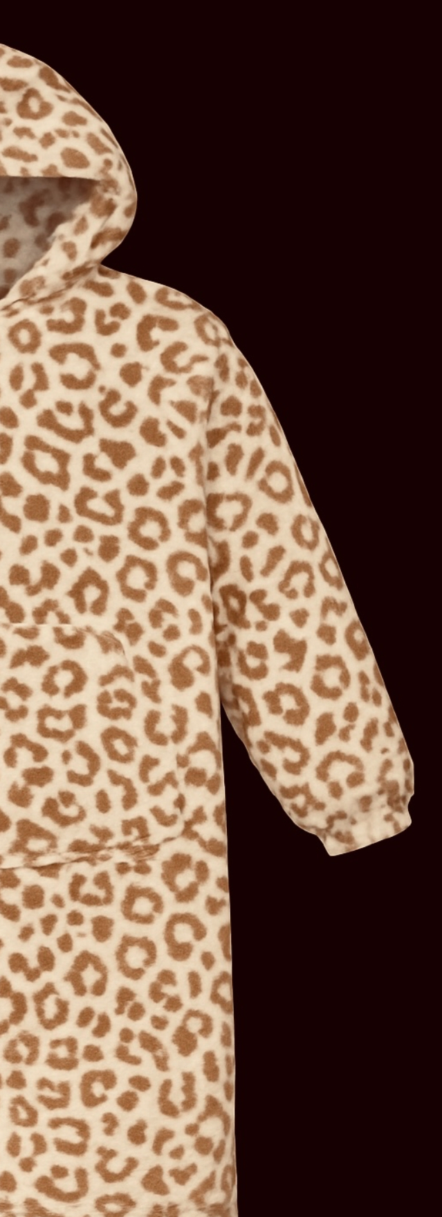 هودي بطانيه over sizeليوبارد لحد الركبه هودي بطانيه over sizeليوبارد لحد الركبه