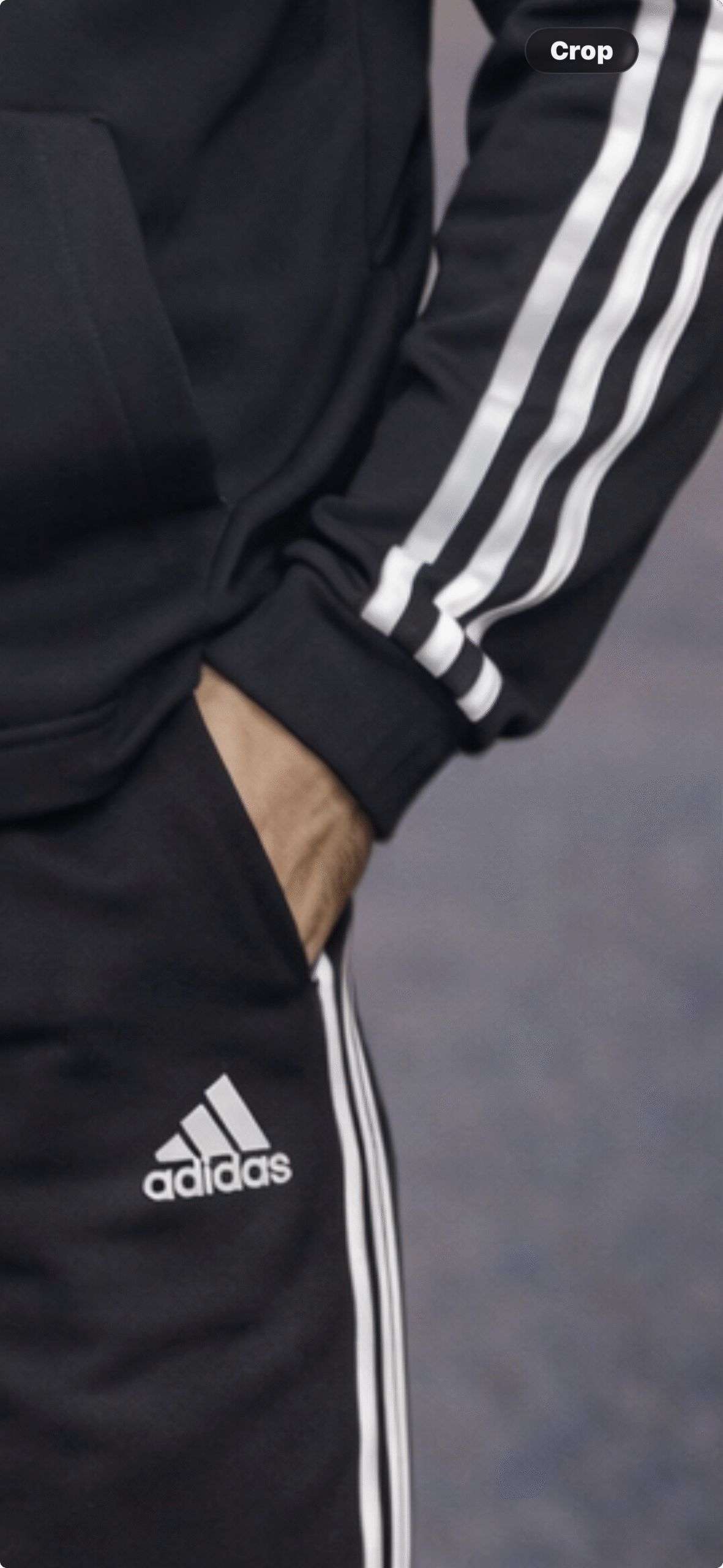 ترنج adidas رجالي بغطاء رأس (هودي) – أسود ستايل رياضي ترنج adidas رجالي بغطاء رأس (هودي) – أسود ستايل رياضي